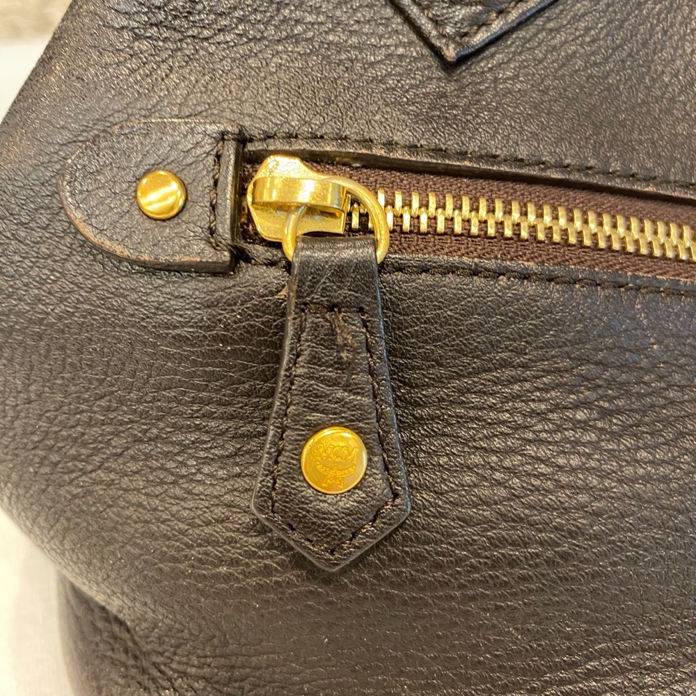 MCM Dark Brown Satchel with Gold Details - Picture 3 of 10